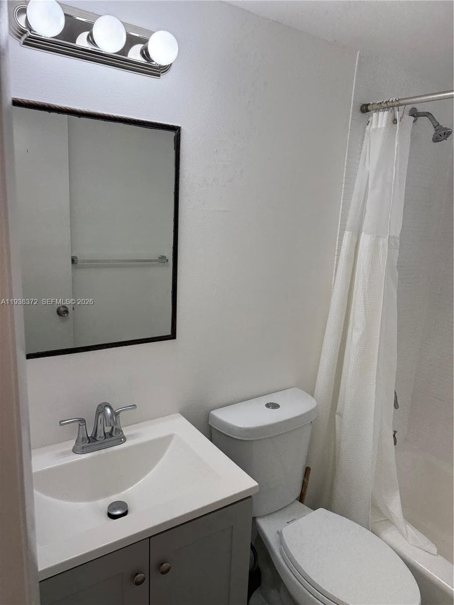 740 Michigan Ave # 5, Miami Beach FL 33139 — 4