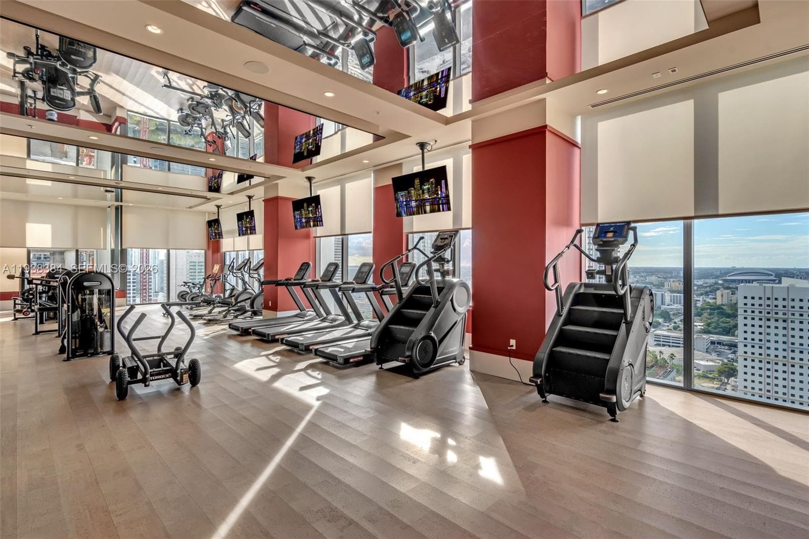 11 NE 6th Street # 1607, Miami FL 33132 — 37