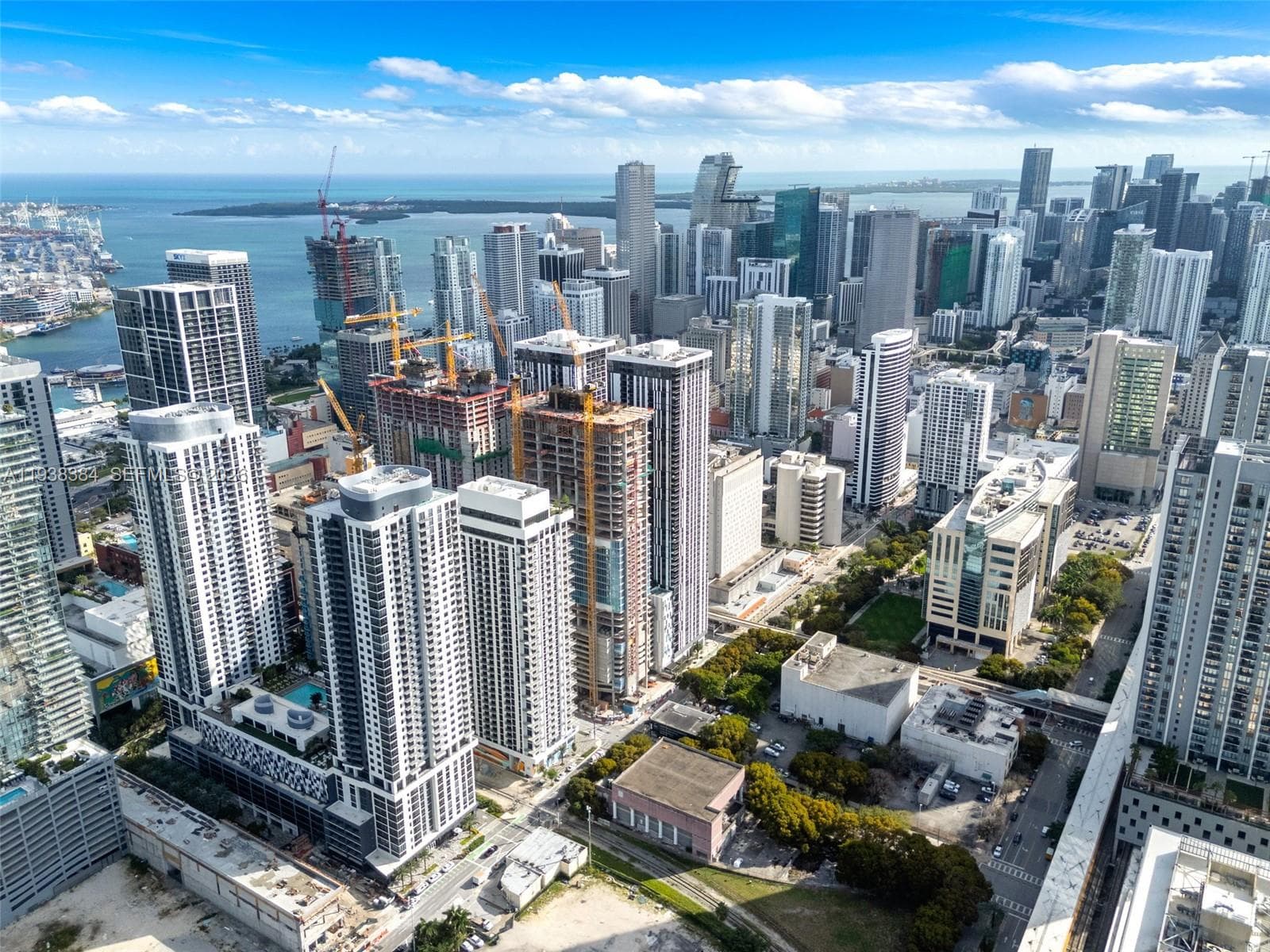 11 NE 6th Street # 1607, Miami FL 33132 — 48