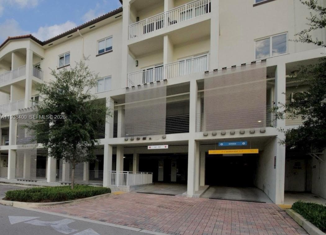 10950 NW 82nd St # 104, Doral FL 33178 — 39