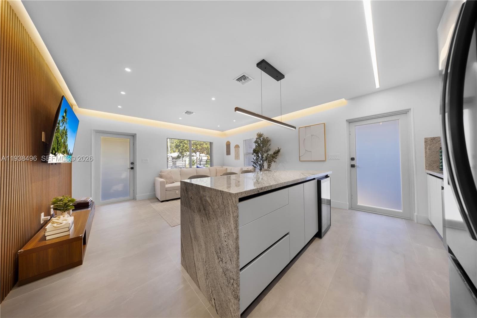 166 NW 41st St, Miami FL 33127 — 33