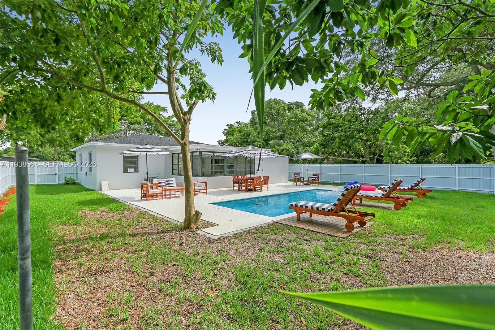 1335 NE 133rd St, North Miami FL 33161 — 6