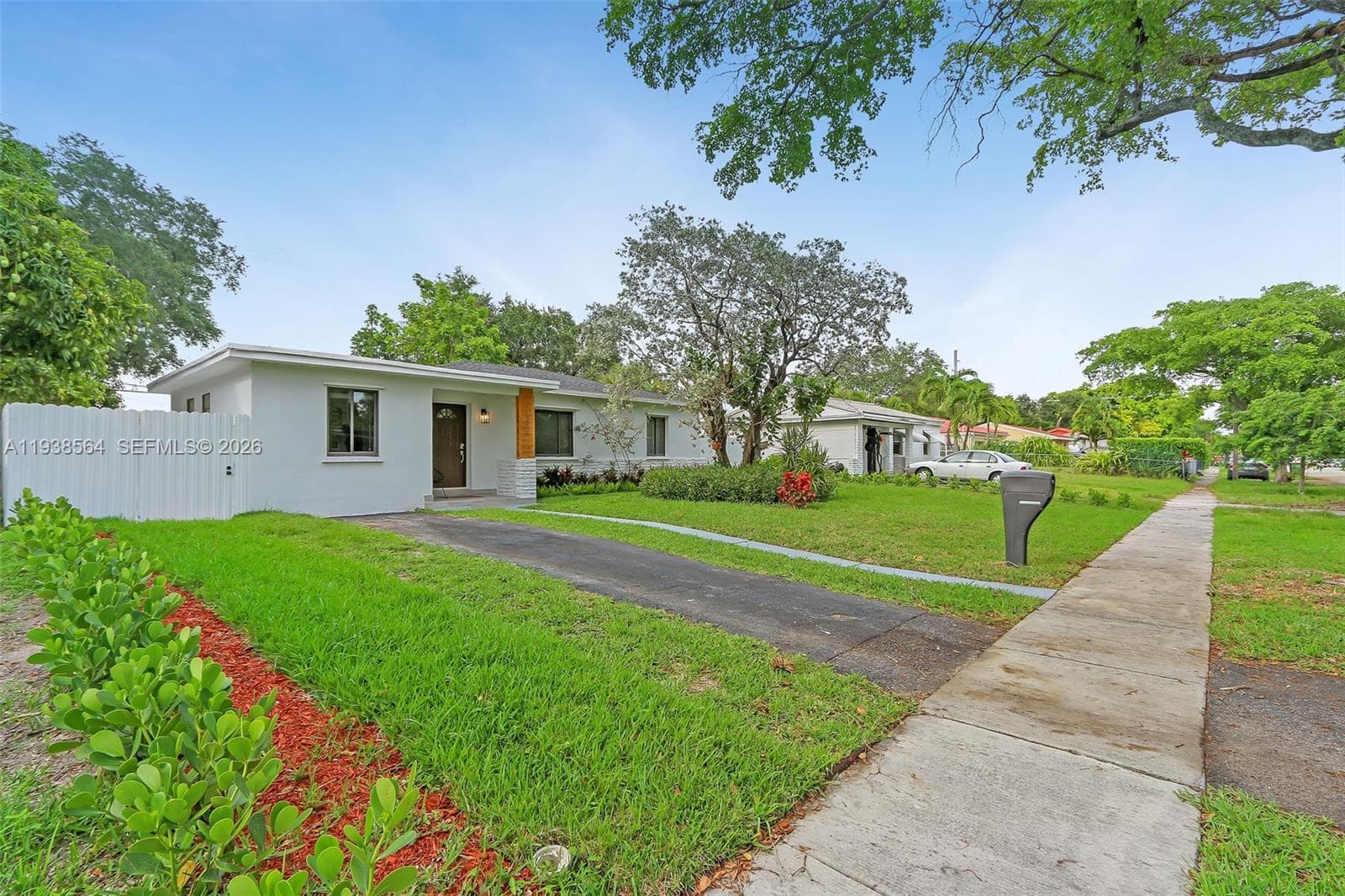 1335 NE 133rd St, North Miami FL 33161 — 4