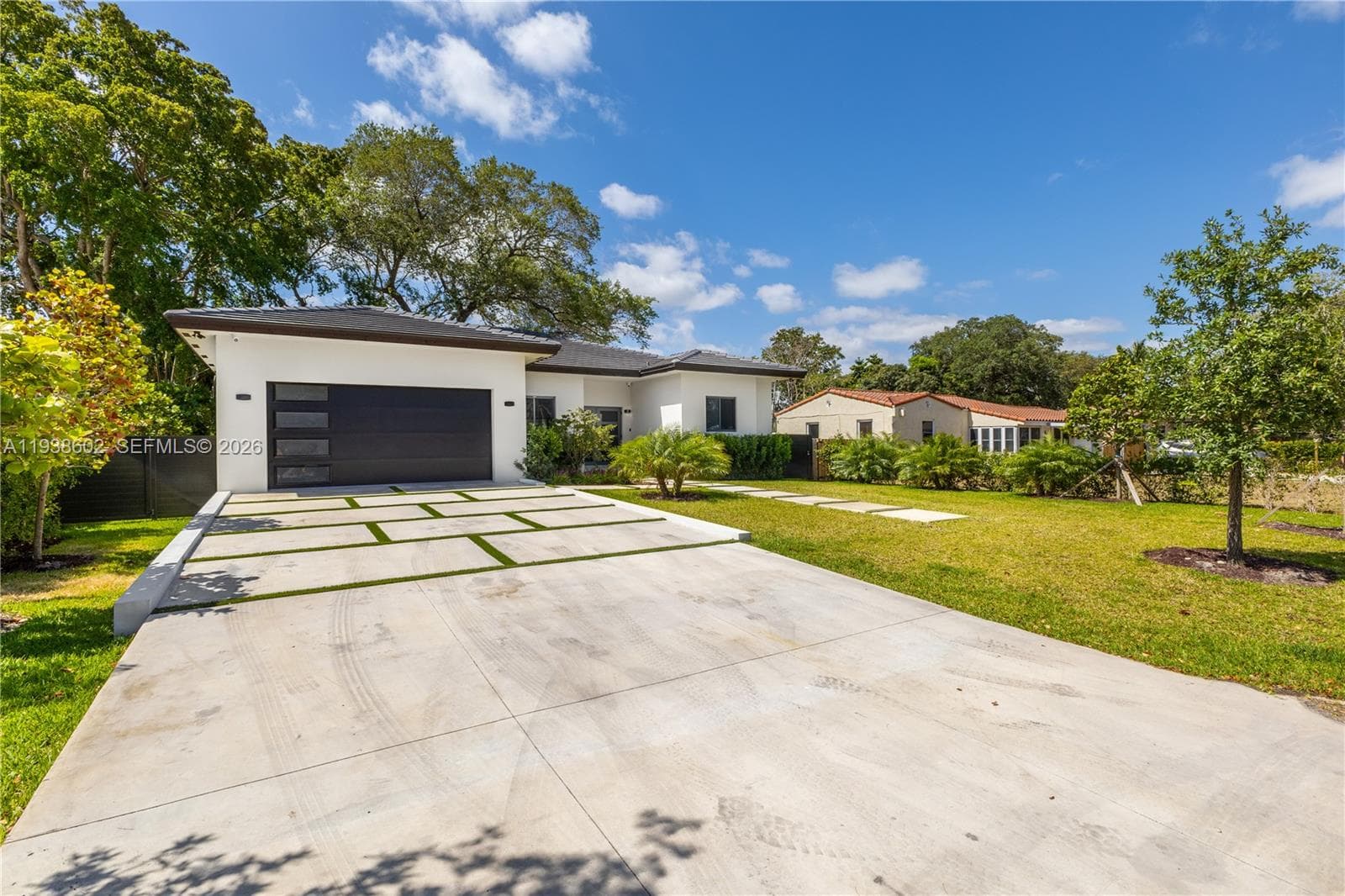 1030 NE 121st St, Biscayne Park FL 33161 — 47