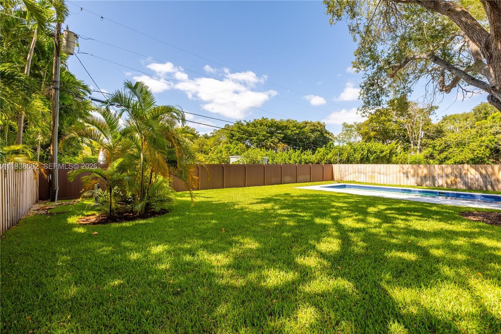 1030 NE 121st St, Biscayne Park FL 33161 — 51