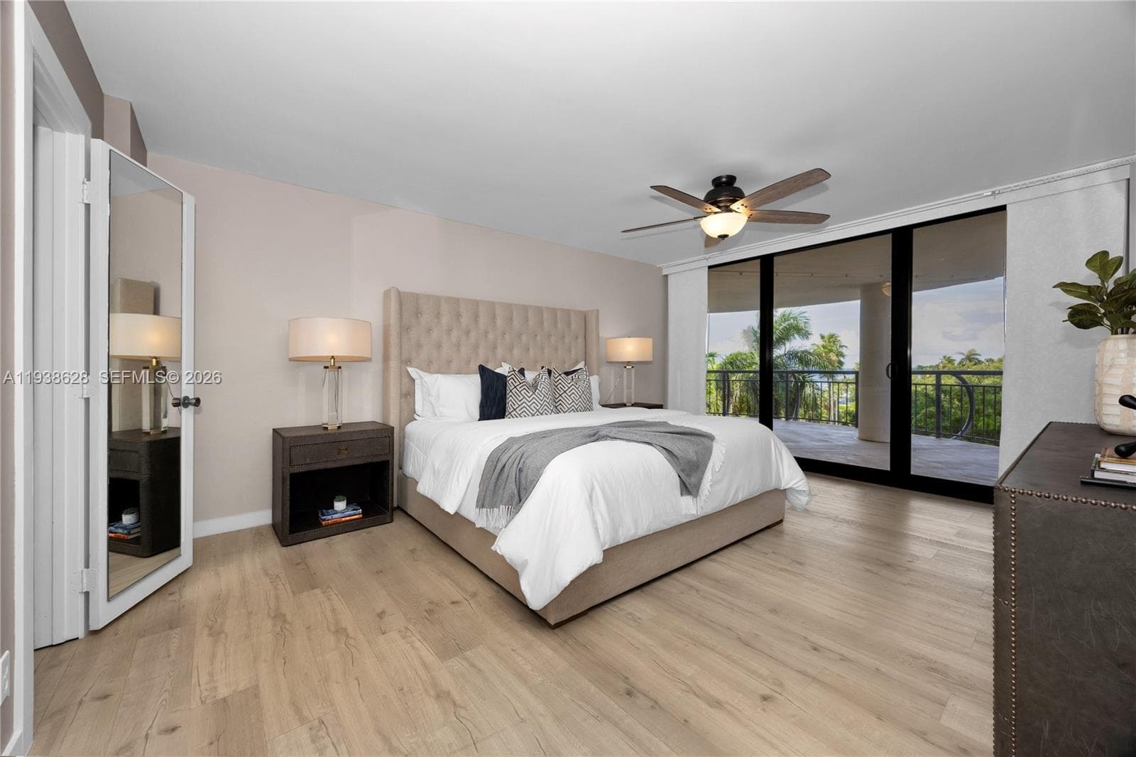 2843 S Bayshore Dr # 6B, Miami FL 33133 — 16