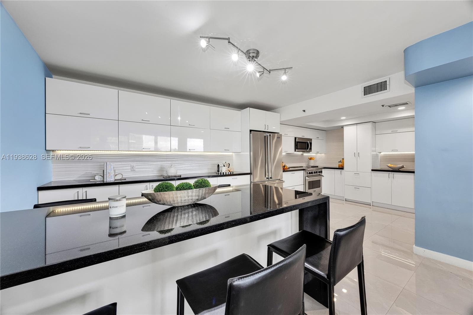 2843 S Bayshore Dr # 6B, Miami FL 33133 — 10
