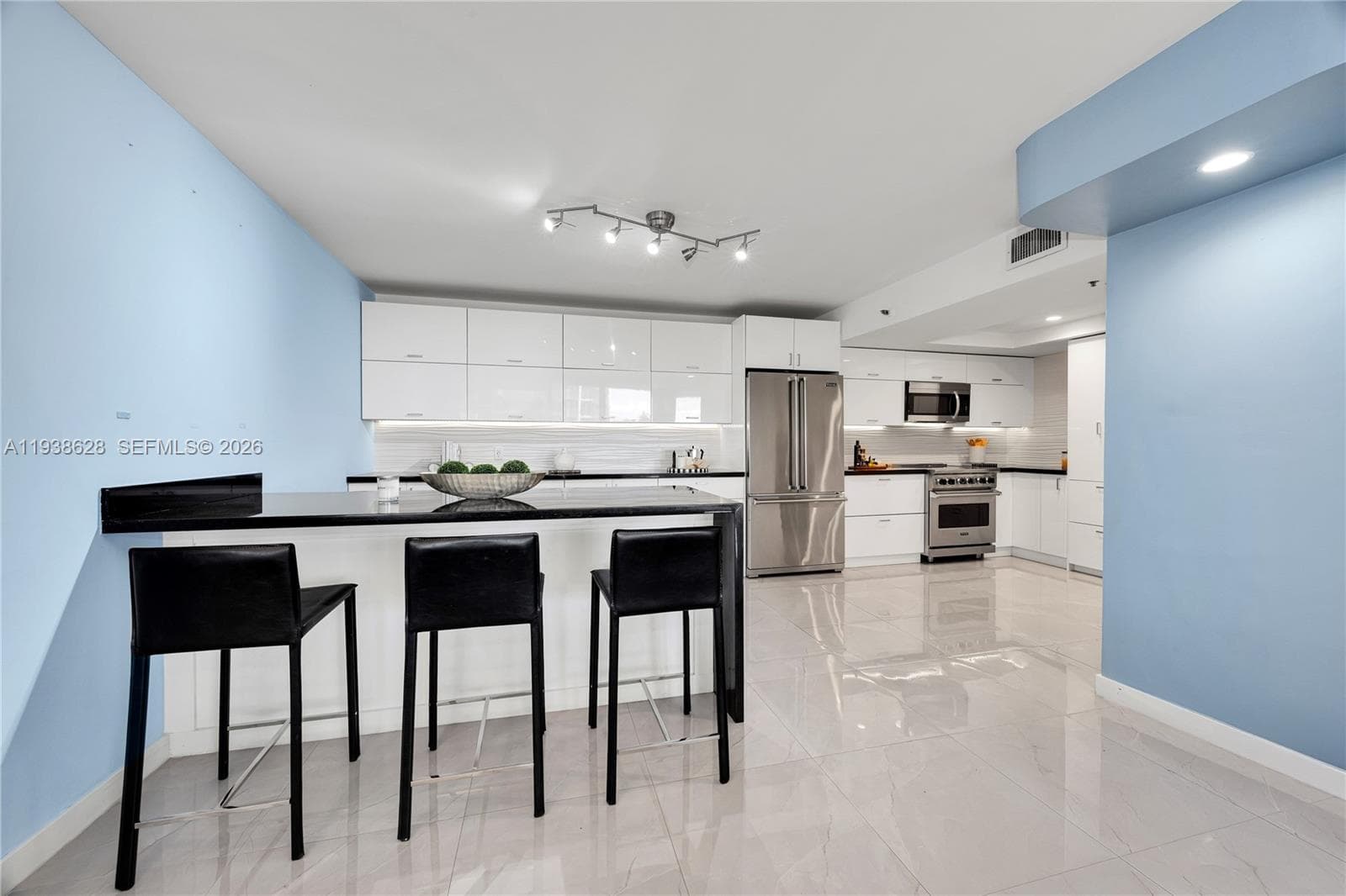 2843 S Bayshore Dr # 6B, Miami FL 33133 — 11