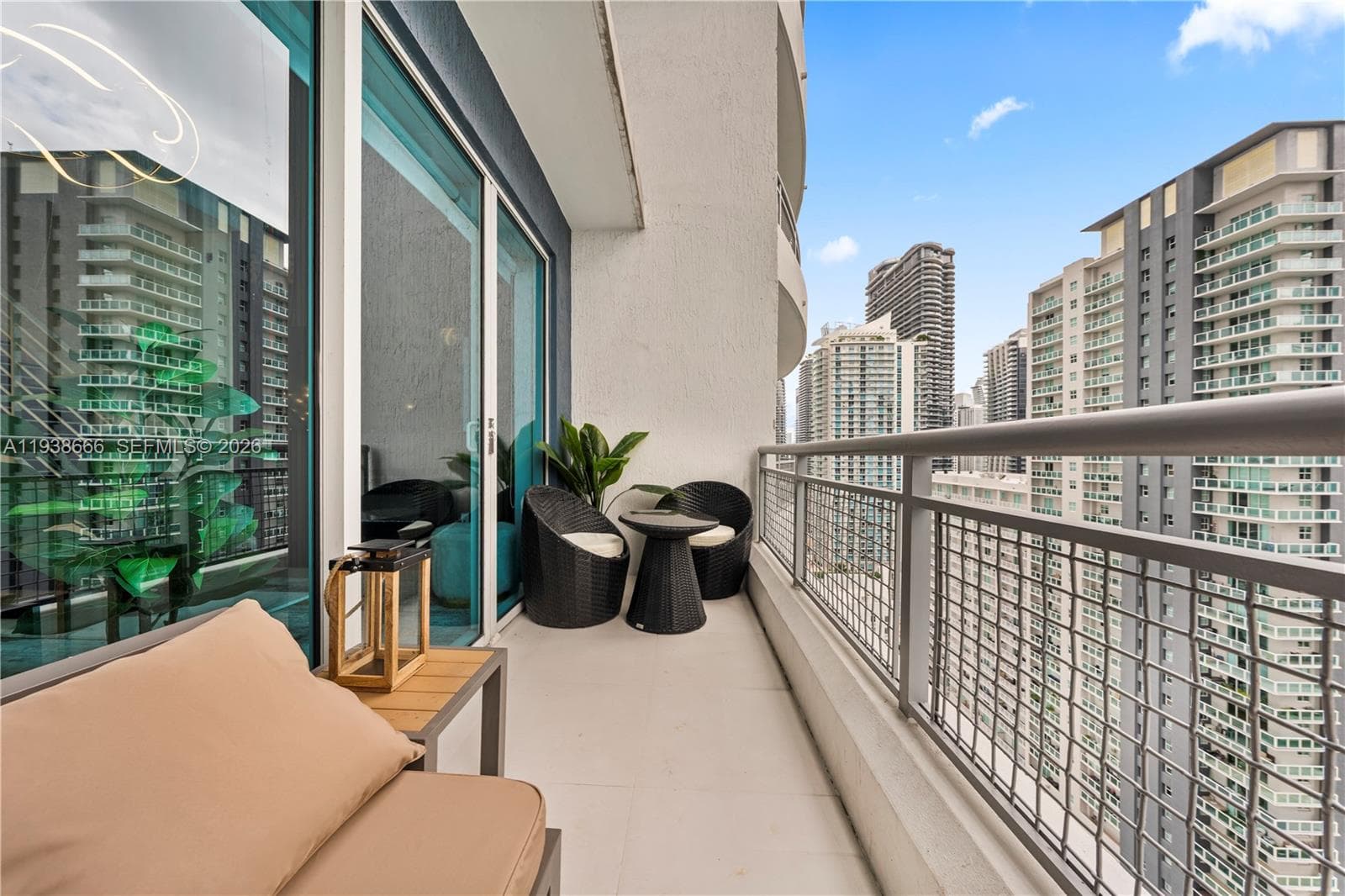 60 SW 13th St # 2422, Miami FL 33130 — 4