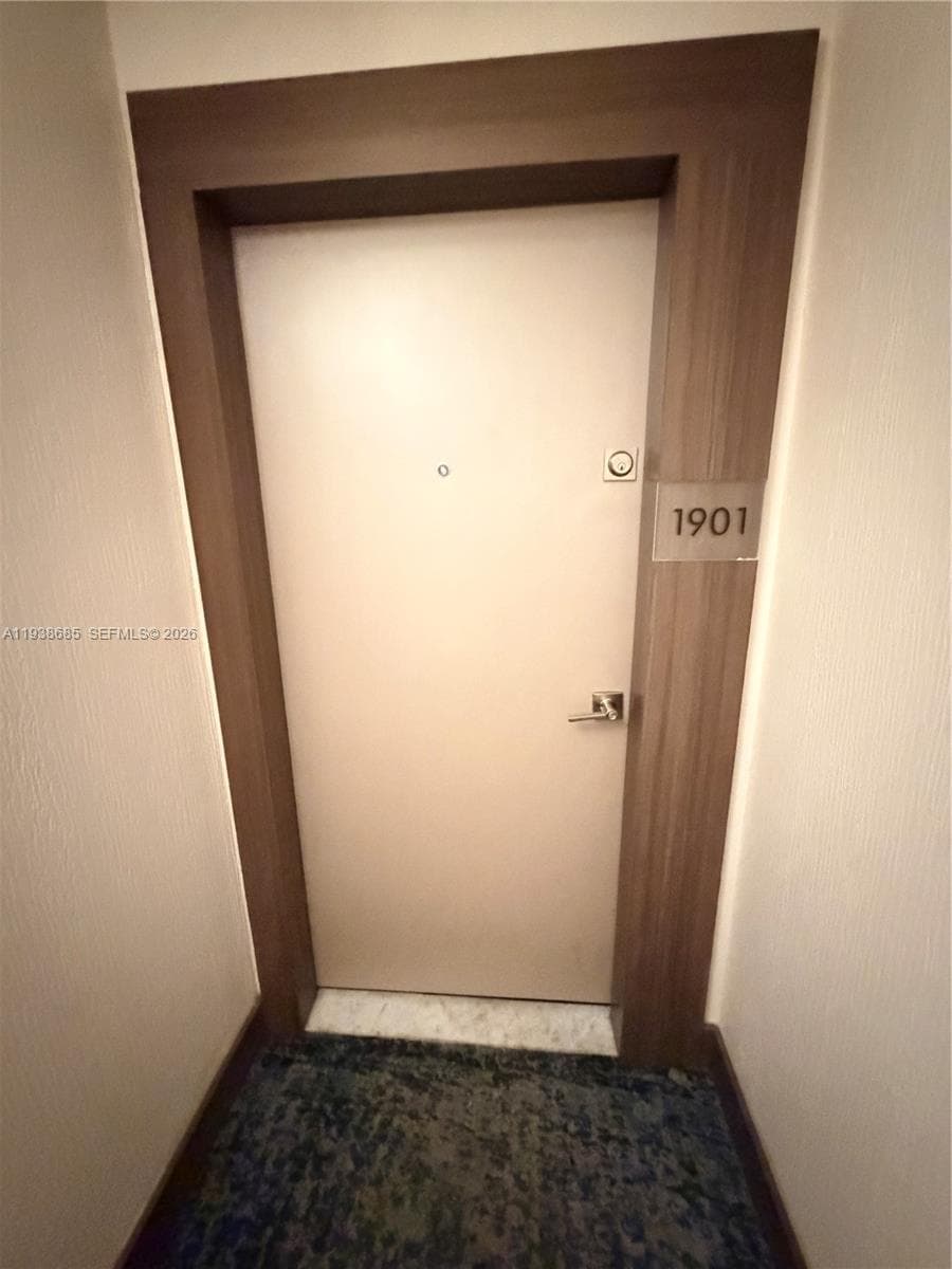 3701 N Country Club Dr # 1901, Aventura FL 33180 — 1