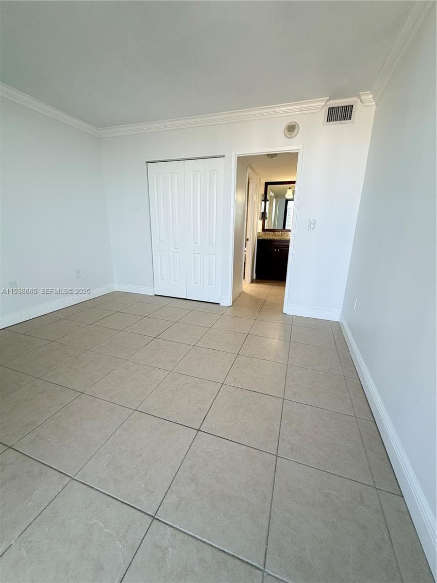 3701 N Country Club Dr # 1901, Aventura FL 33180 — 19