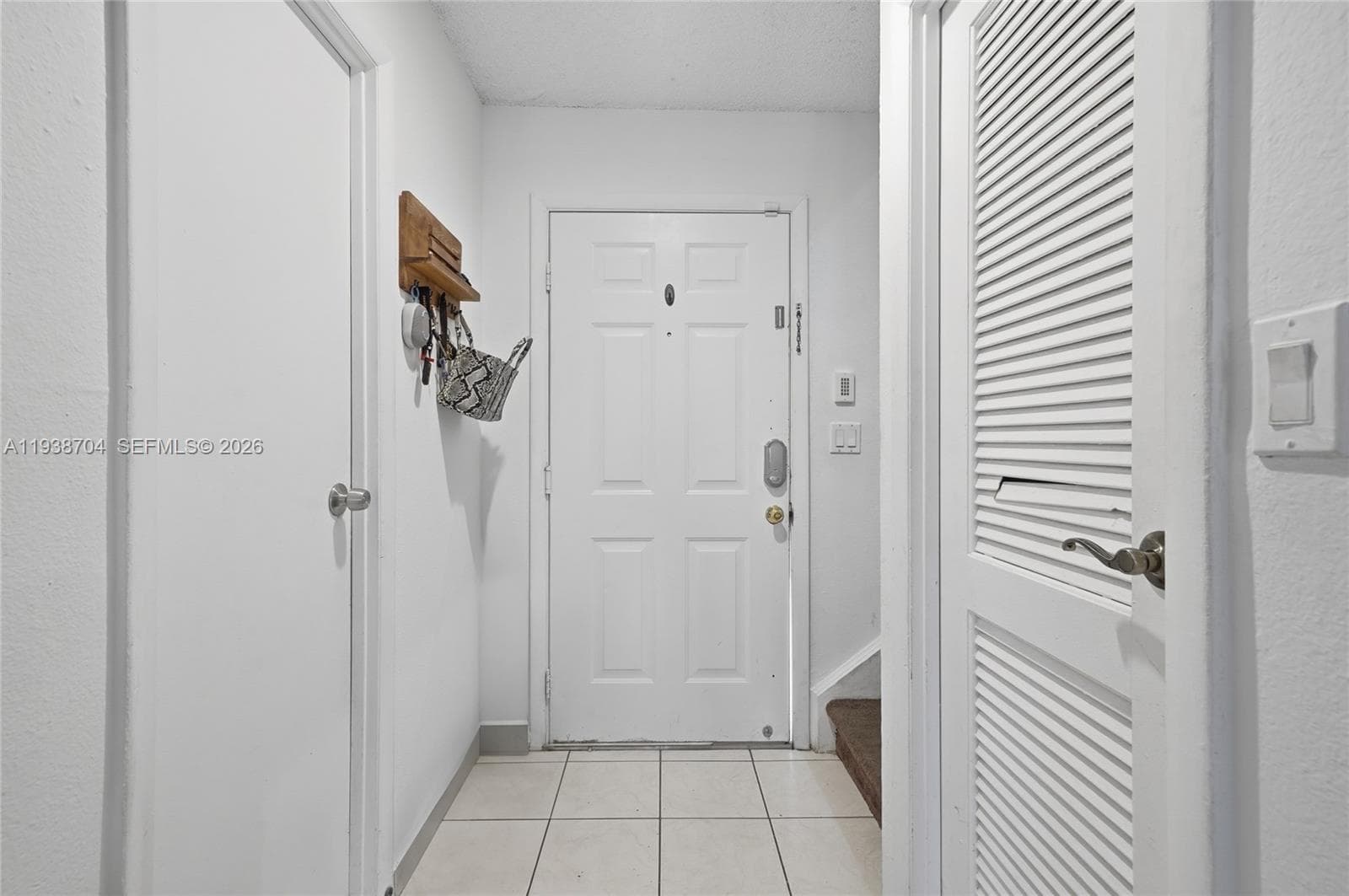 17901 NW 68th Ave # R206, Hialeah FL 33015 — 2