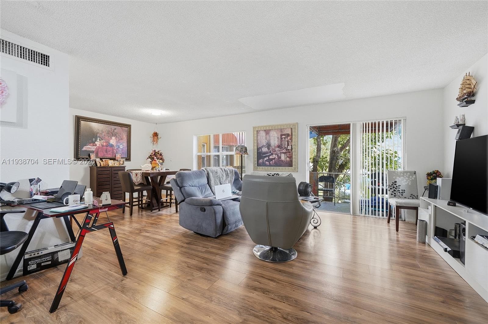 17901 NW 68th Ave # R206, Hialeah FL 33015 — 3