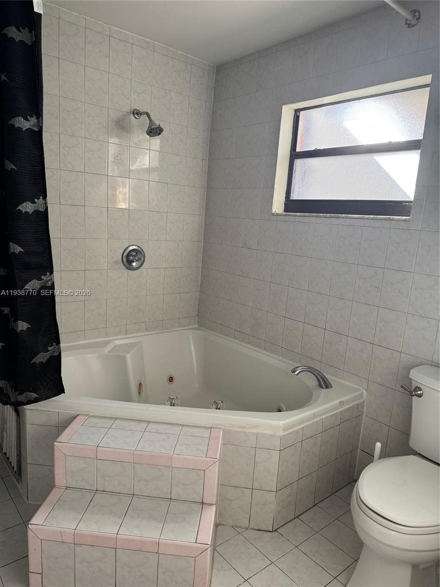 17 E 50th Pl, Hialeah FL 33013 — 22