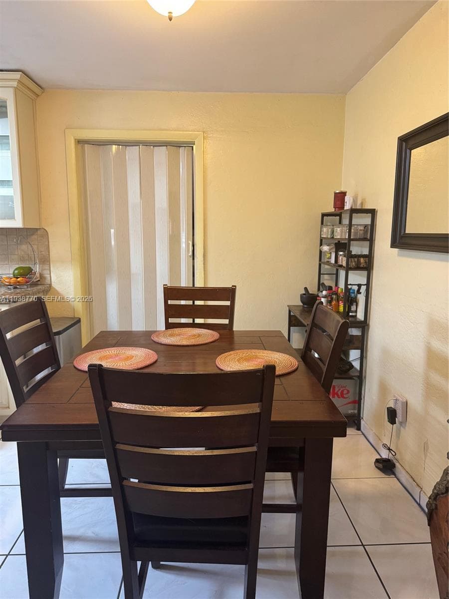 17 E 50th Pl, Hialeah FL 33013 — 9
