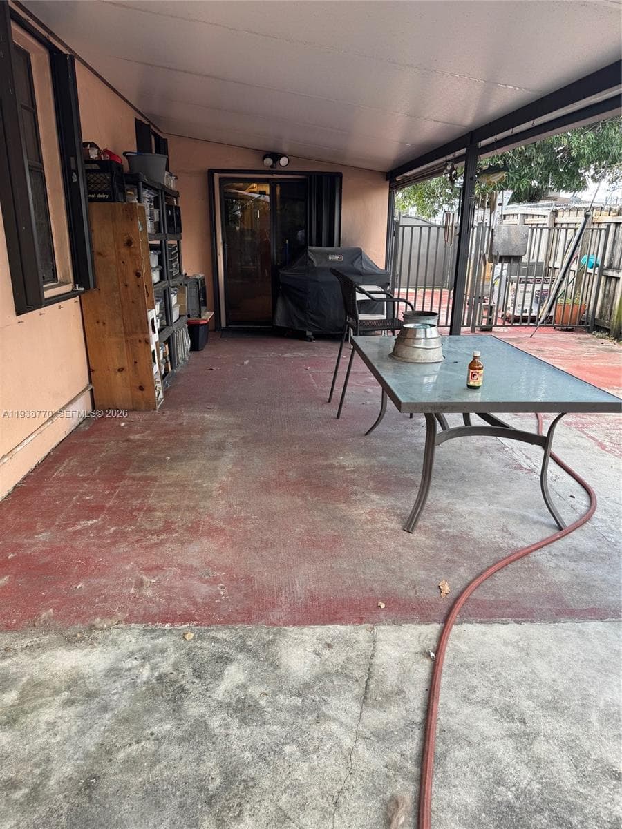 17 E 50th Pl, Hialeah FL 33013 — 31