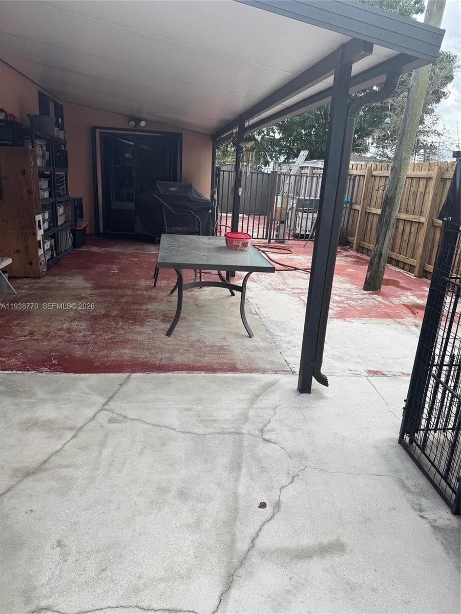 17 E 50th Pl, Hialeah FL 33013 — 29
