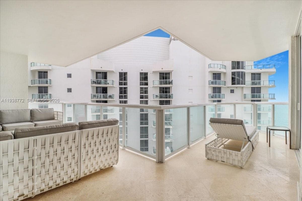 18671 Collins Ave # 2404, Sunny Isles Beach FL 33160 — 23