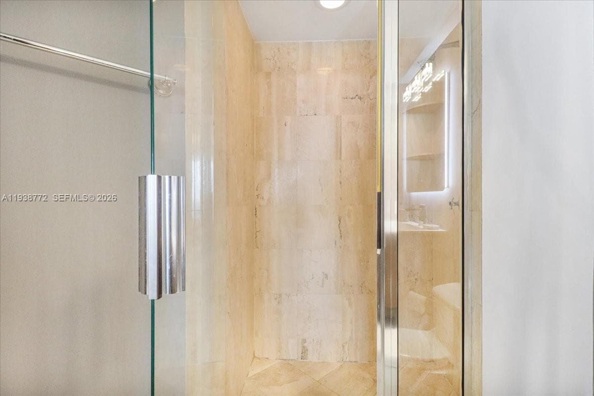 18671 Collins Ave # 2404, Sunny Isles Beach FL 33160 — 36