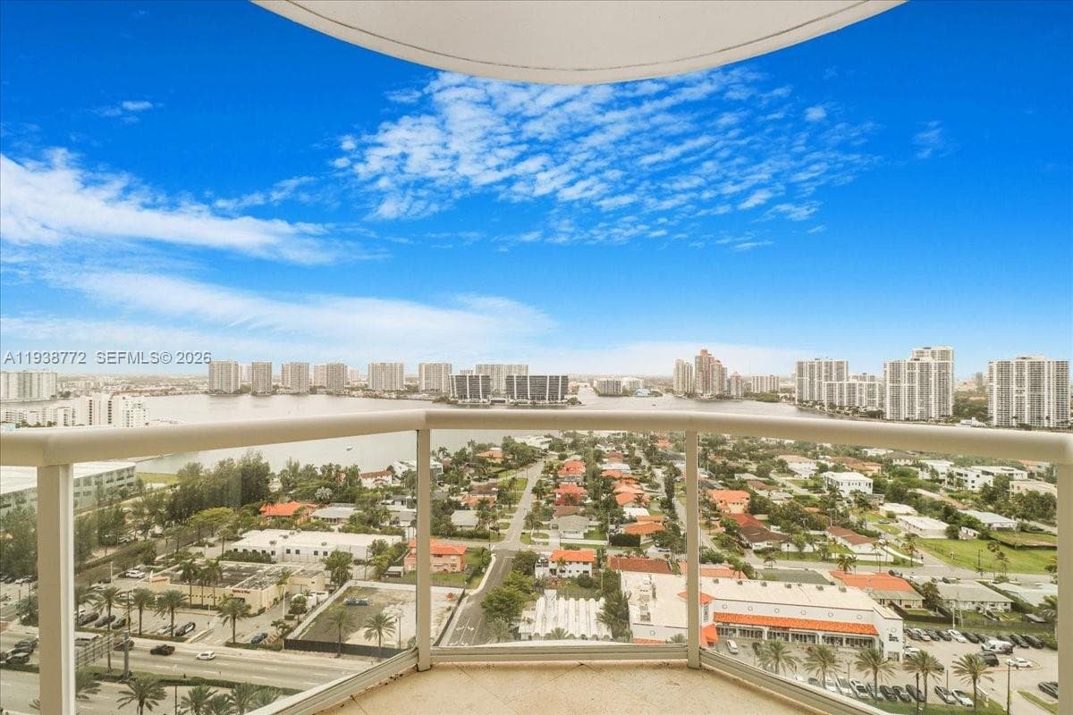 18671 Collins Ave # 2404, Sunny Isles Beach FL 33160 — 28