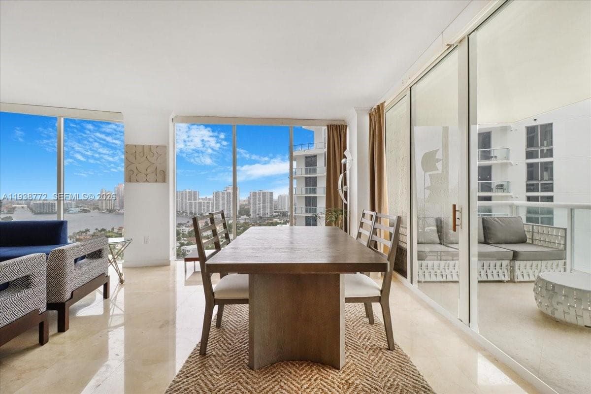 18671 Collins Ave # 2404, Sunny Isles Beach FL 33160 — 10