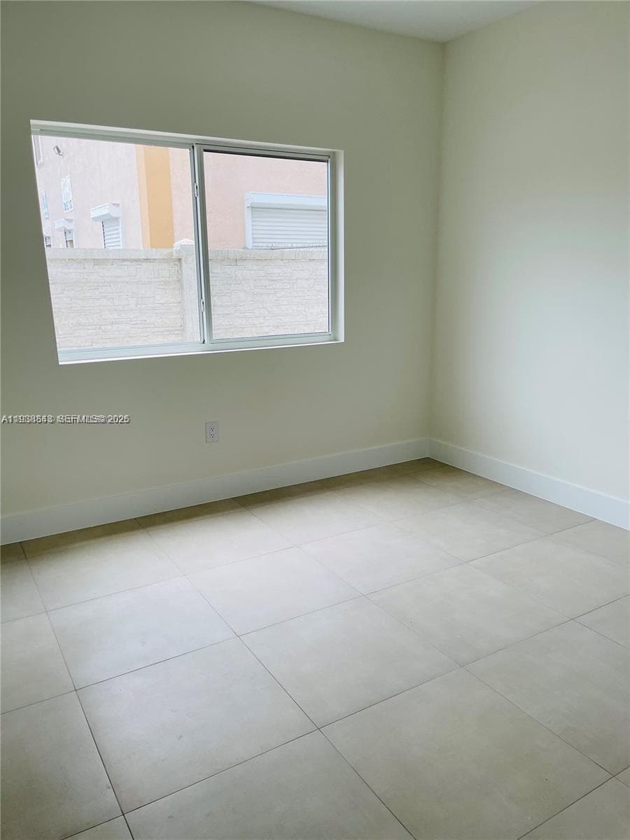 310 E 7th St # 202, Hialeah FL 33010 — 7