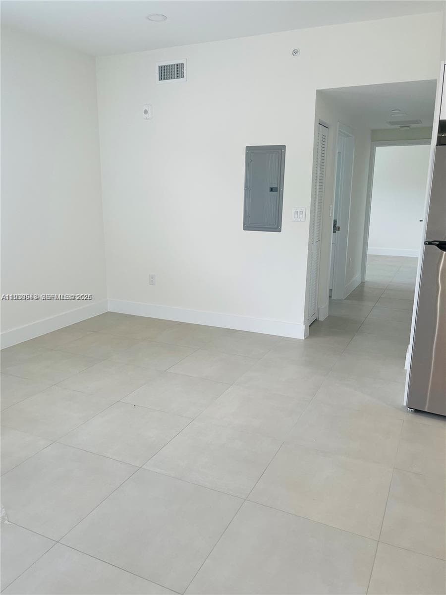 310 E 7th St # 202, Hialeah FL 33010 — 3