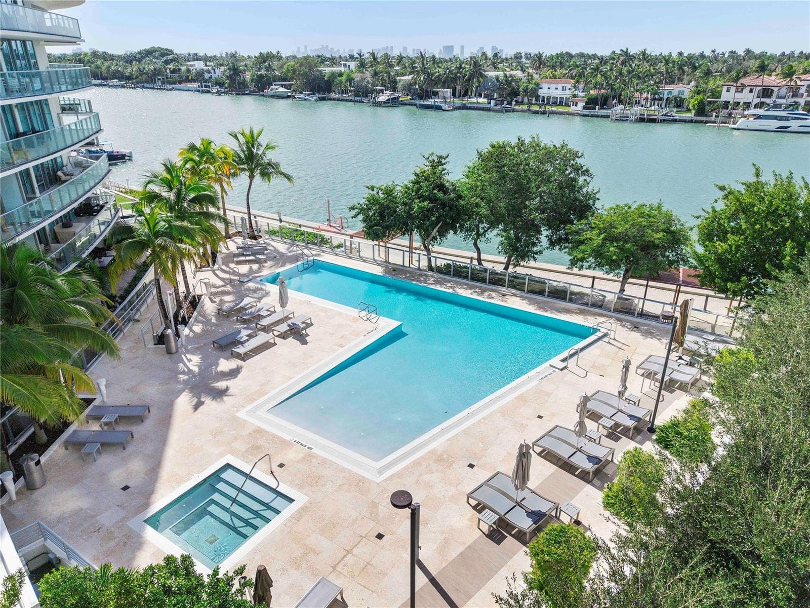 6620 Indian Creek Drive # 315, Miami Beach FL 33141 — 38