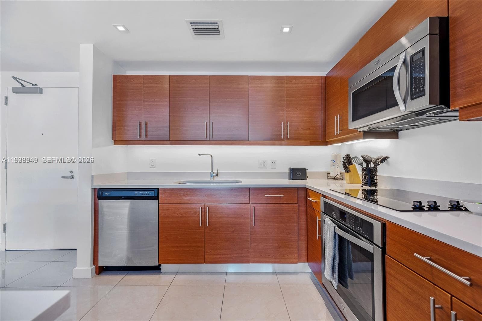 3250 NE 1st Ave # 603, Miami FL 33137 — 16