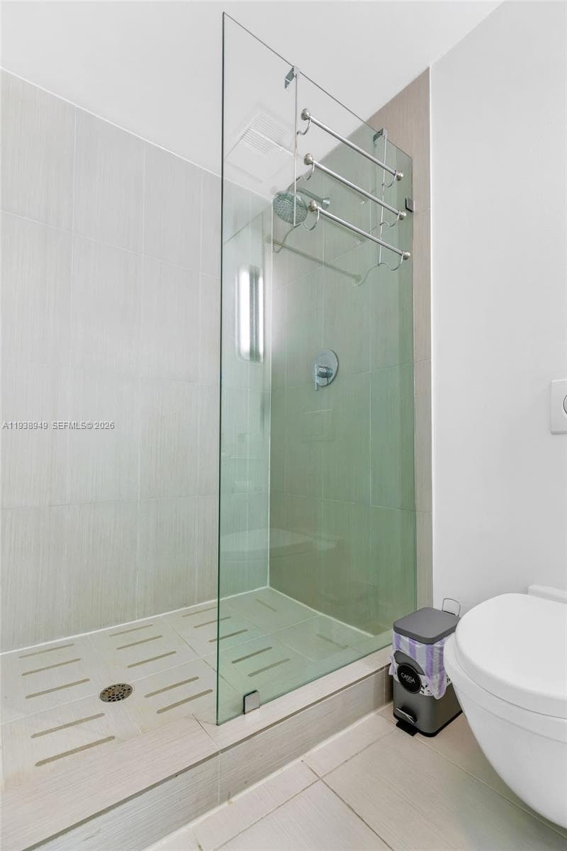 3250 NE 1st Ave # 603, Miami FL 33137 — 32