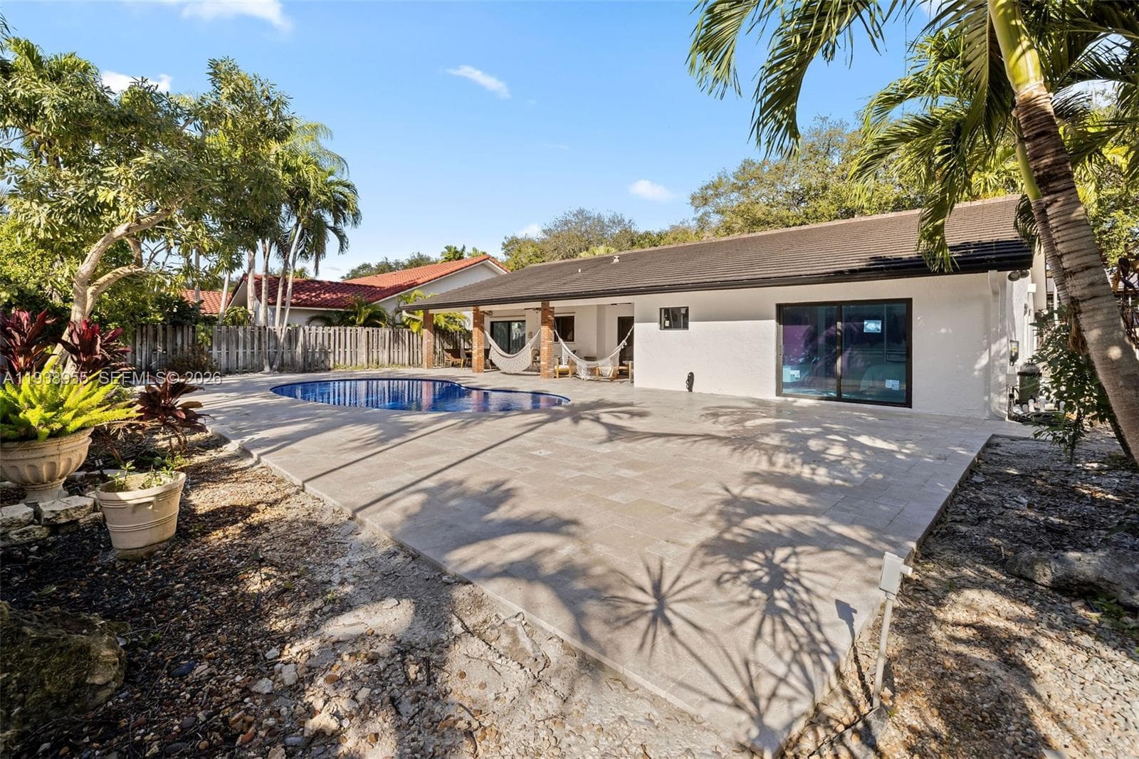 7910 NW 169th Ter, Miami Lakes FL 33016 — 23