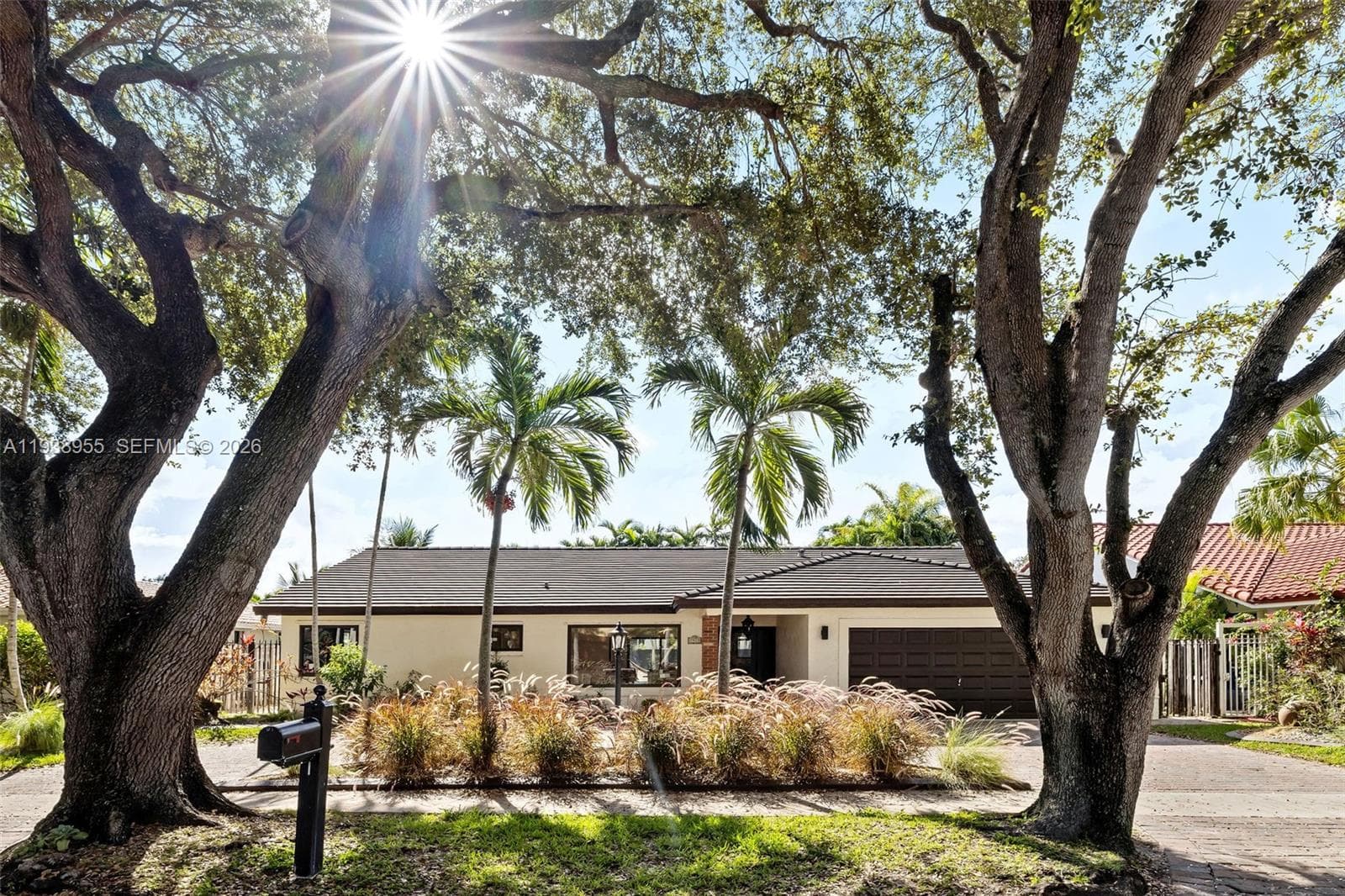 7910 NW 169th Ter, Miami Lakes FL 33016 — 2