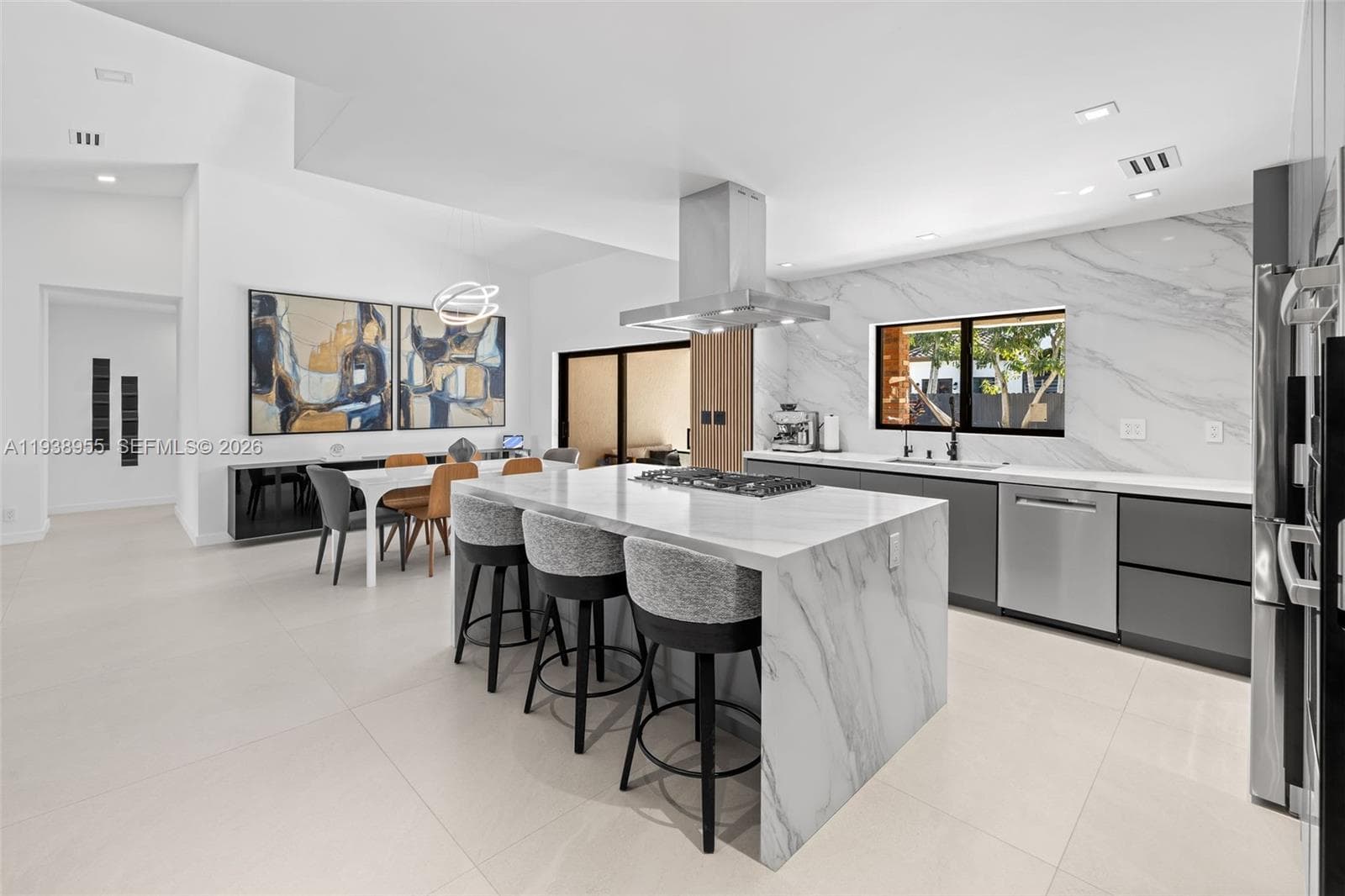 7910 NW 169th Ter, Miami Lakes FL 33016 — 13