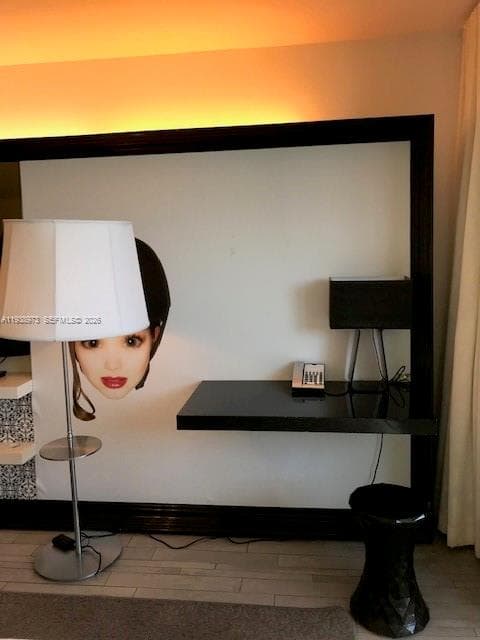 1100 West Ave # 517, Miami Beach FL 33139 — 27