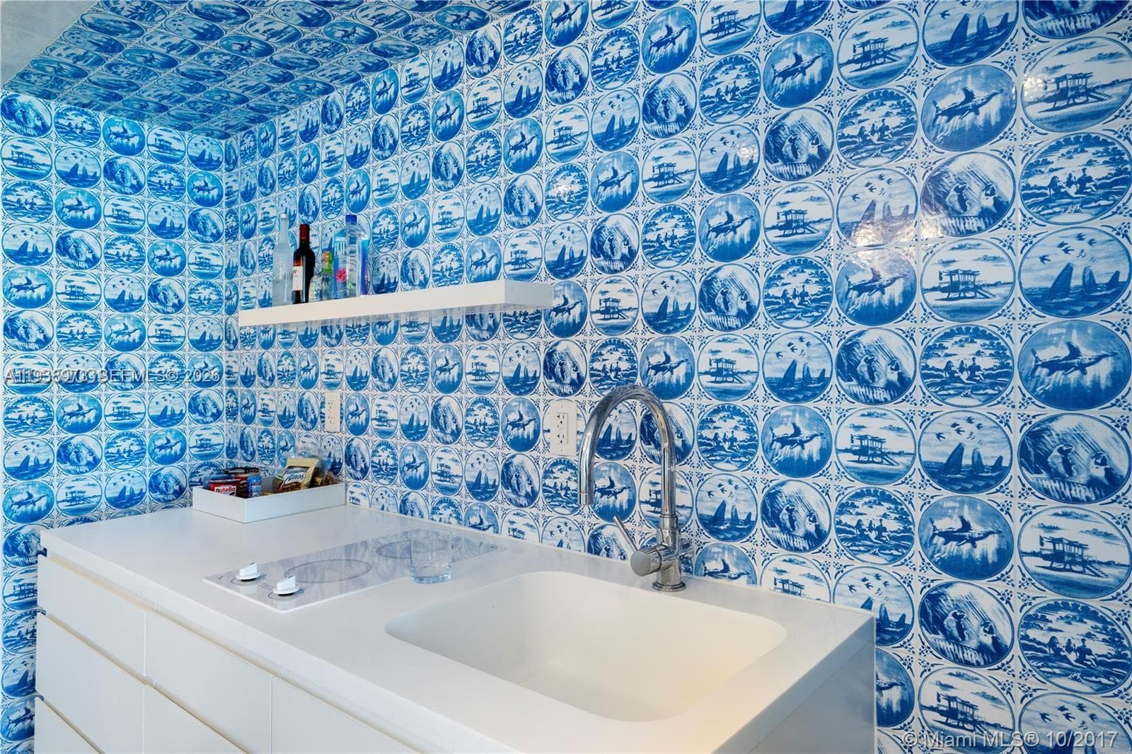 1100 West Ave # 517, Miami Beach FL 33139 — 22