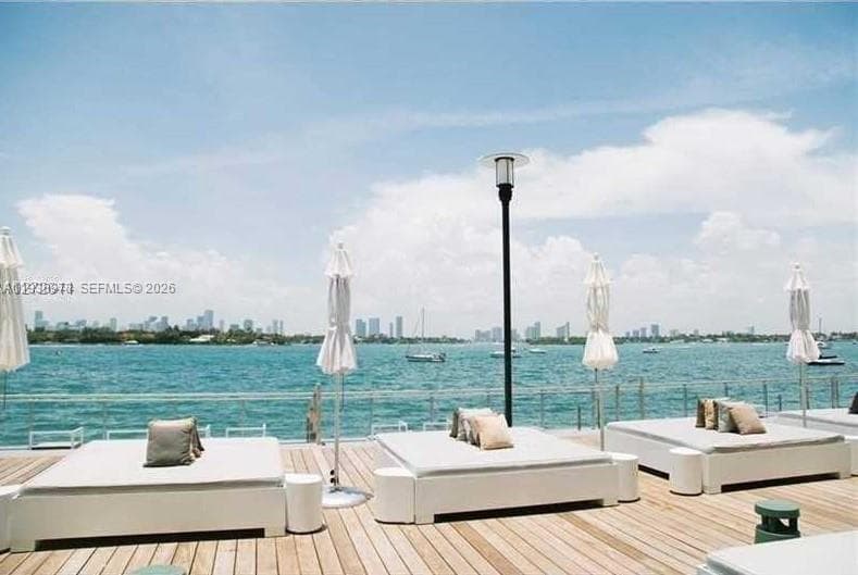 1100 West Ave # 517, Miami Beach FL 33139 — 34