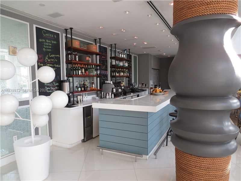 1100 West Ave # 517, Miami Beach FL 33139 — 49