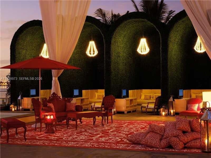 1100 West Ave # 517, Miami Beach FL 33139 — 41