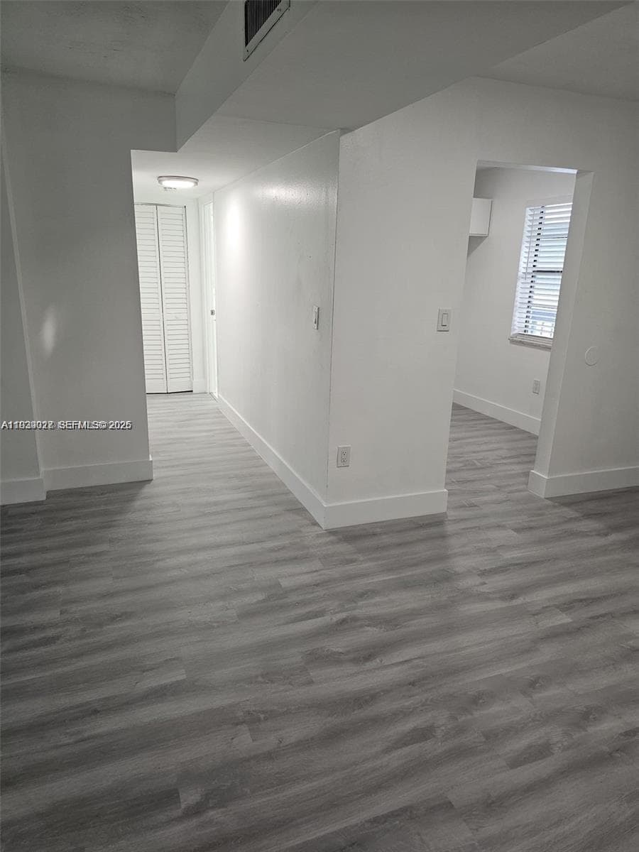 9440 Fontainebleau Blvd # 203, Miami FL 33172 — 6
