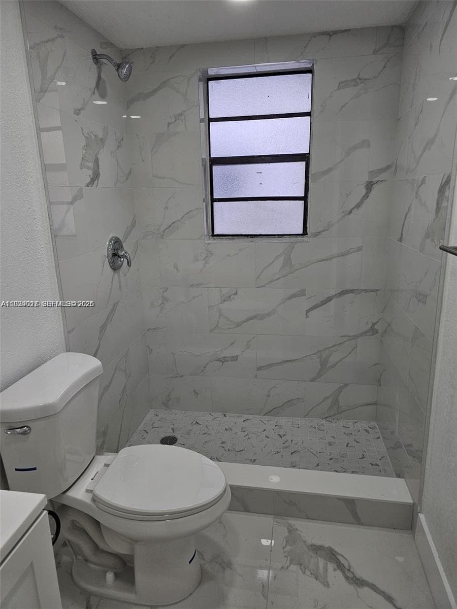 9440 Fontainebleau Blvd # 203, Miami FL 33172 — 5