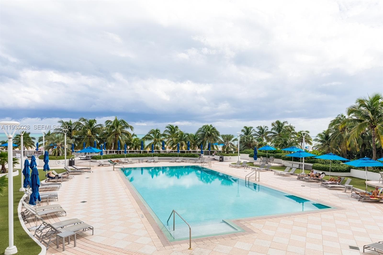 100 Lincoln Rd # 431, Miami Beach FL 33139 — 27
