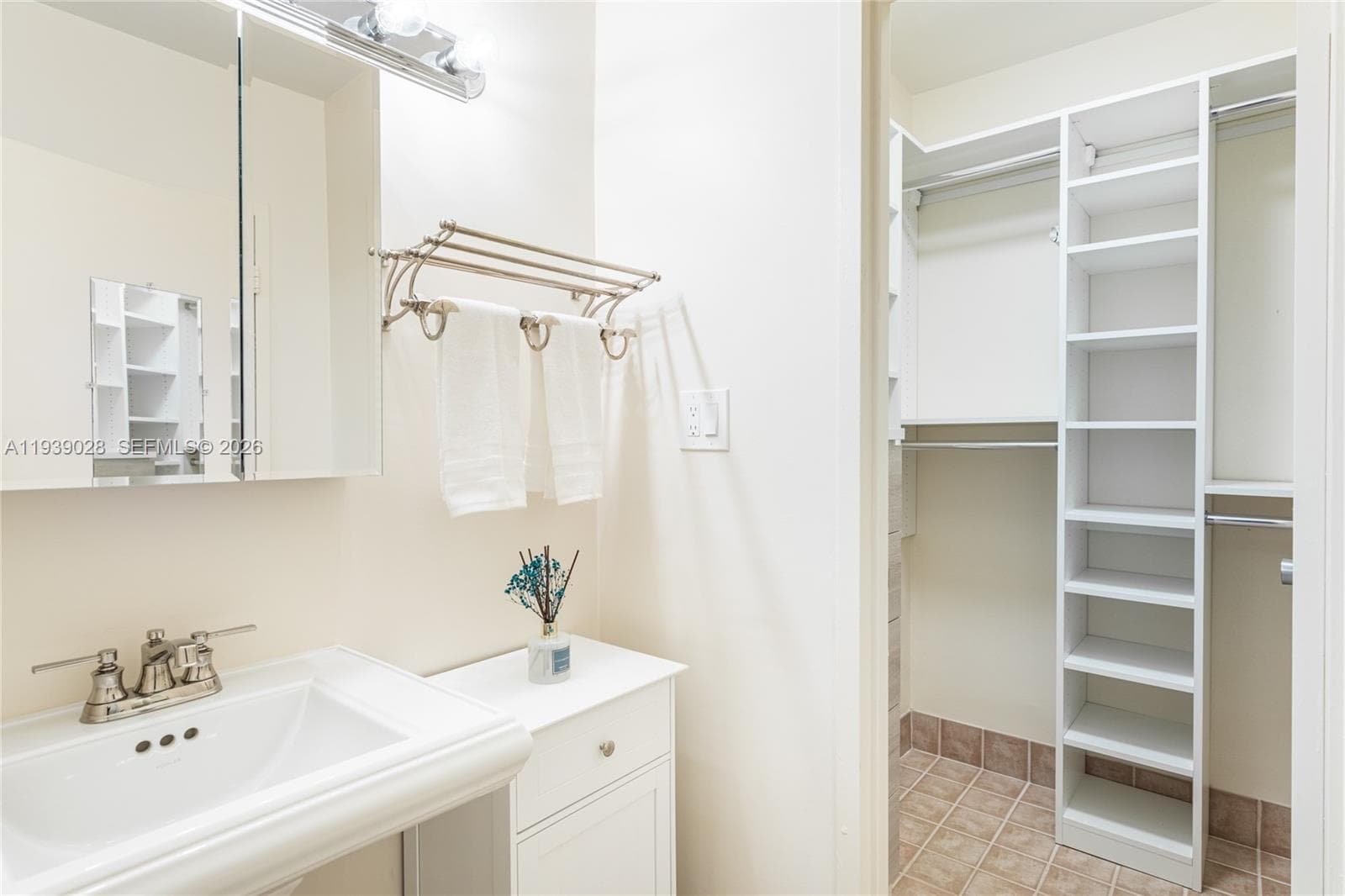 100 Lincoln Rd # 431, Miami Beach FL 33139 — 22