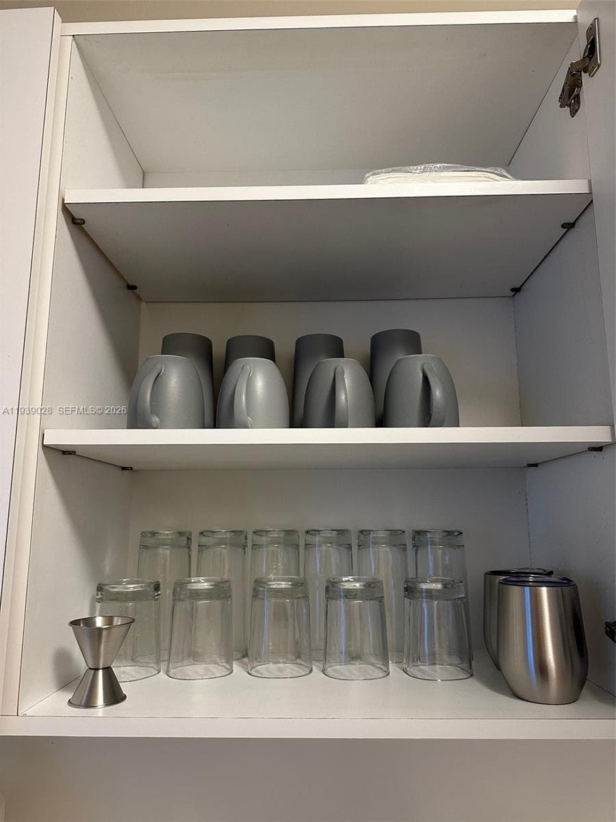 100 Lincoln Rd # 431, Miami Beach FL 33139 — 15