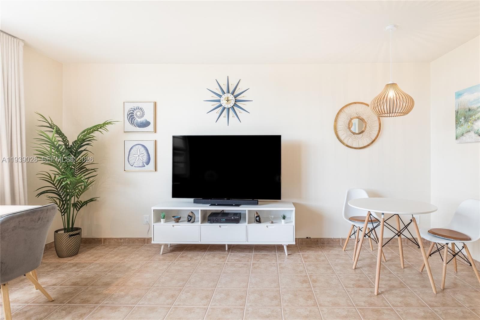 100 Lincoln Rd # 431, Miami Beach FL 33139 — 11