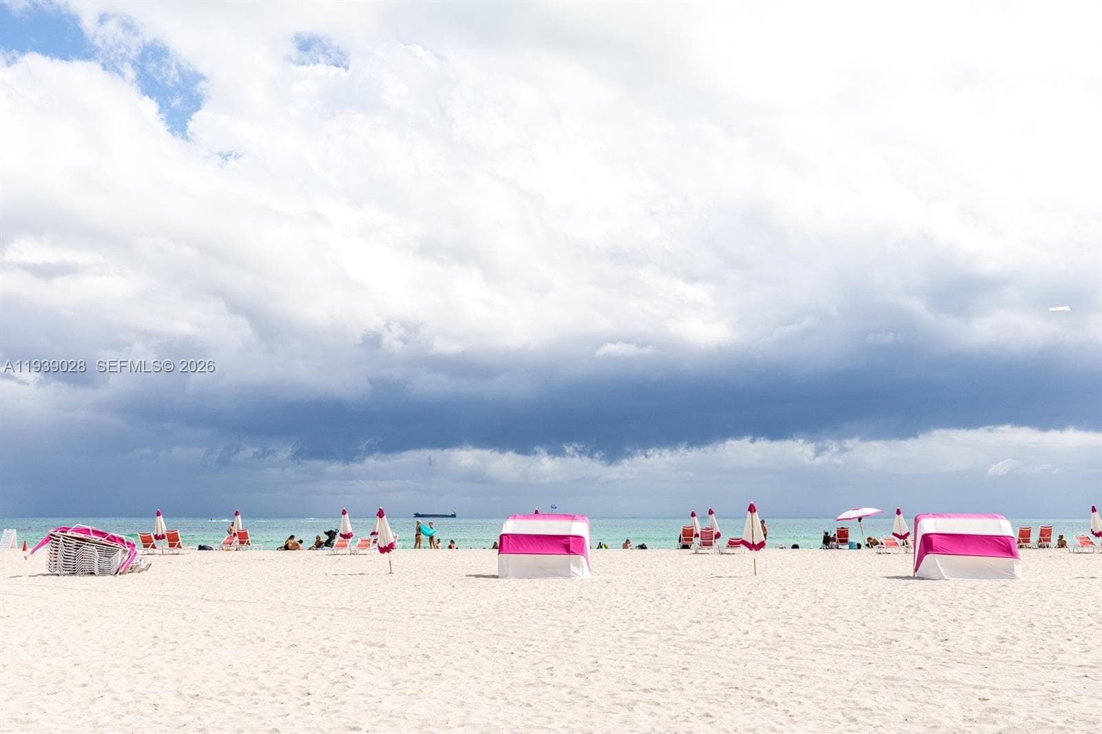 100 Lincoln Rd # 431, Miami Beach FL 33139 — 31