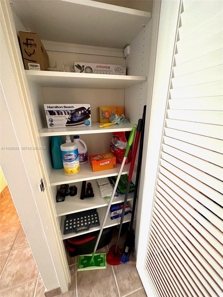 100 Lincoln Rd # 431, Miami Beach FL 33139 — 21