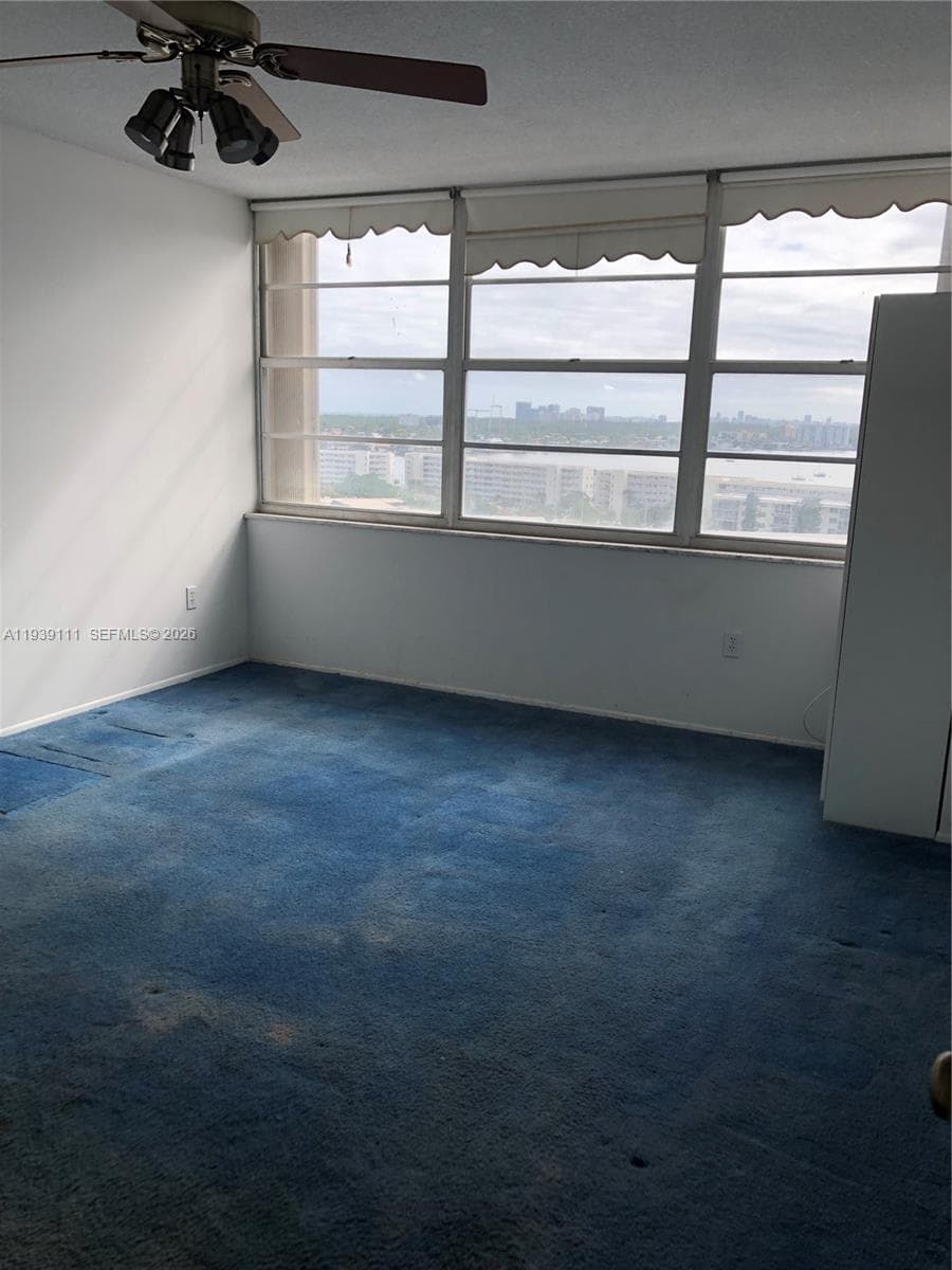 18011 Biscayne Blvd # 1403, Aventura FL 33160 — 22
