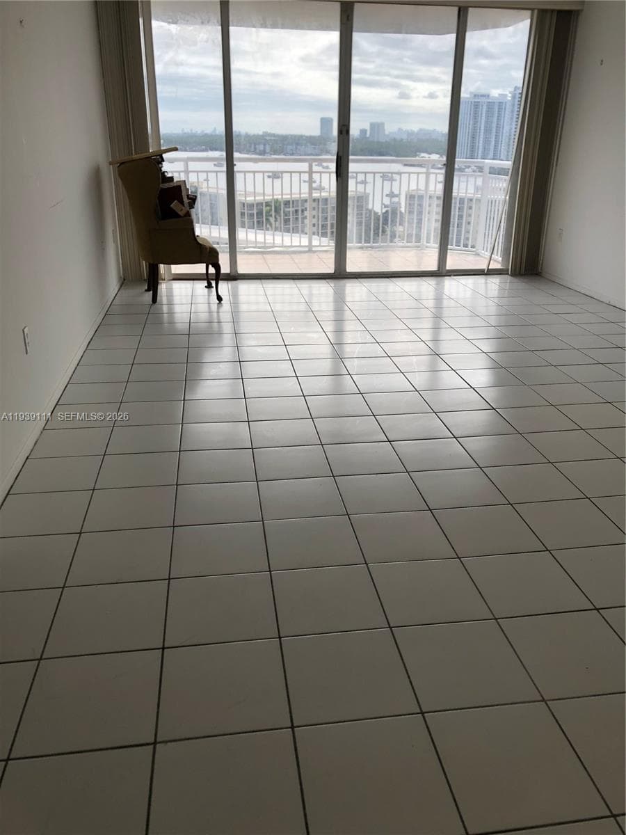 18011 Biscayne Blvd # 1403, Aventura FL 33160 — 7