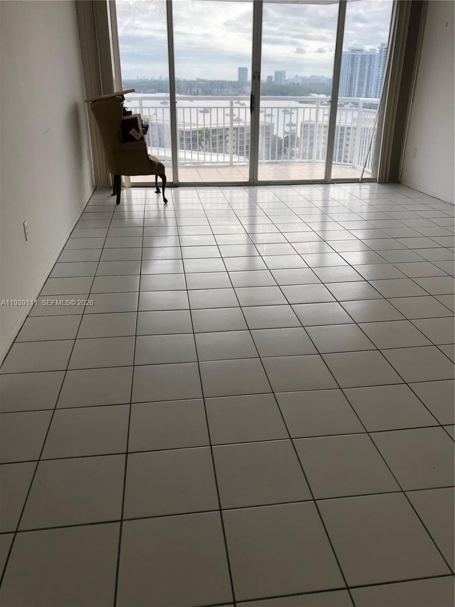 18011 Biscayne Blvd # 1403, Aventura FL 33160 — 5