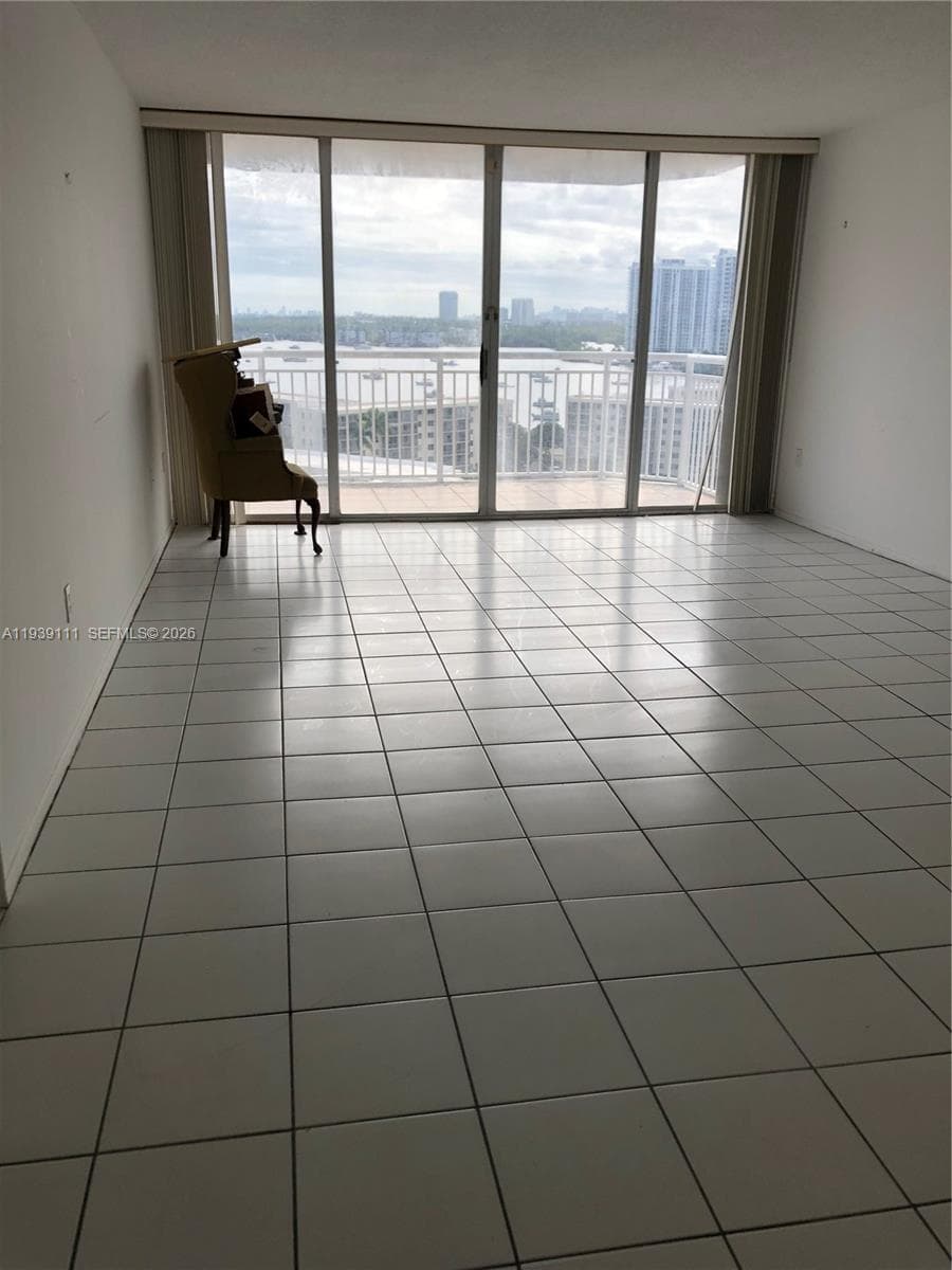 18011 Biscayne Blvd # 1403, Aventura FL 33160 — 9